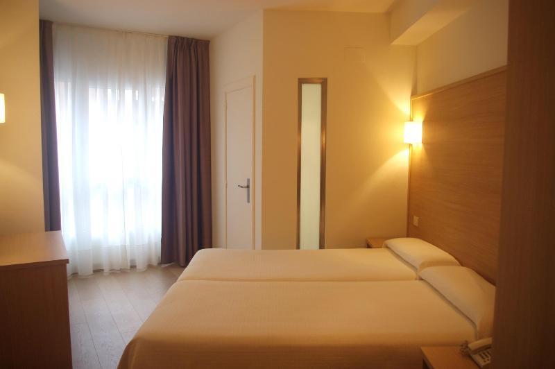 Hotel Ciudad De Calahorra Ngoại thất bức ảnh