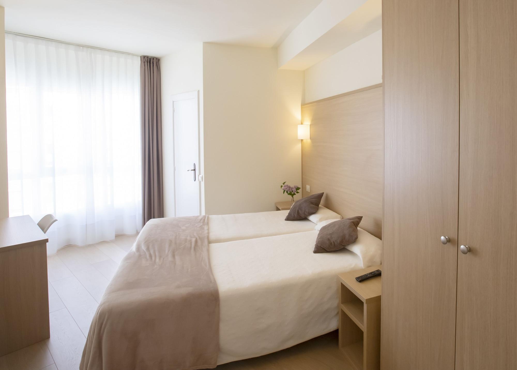 Hotel Ciudad De Calahorra Ngoại thất bức ảnh