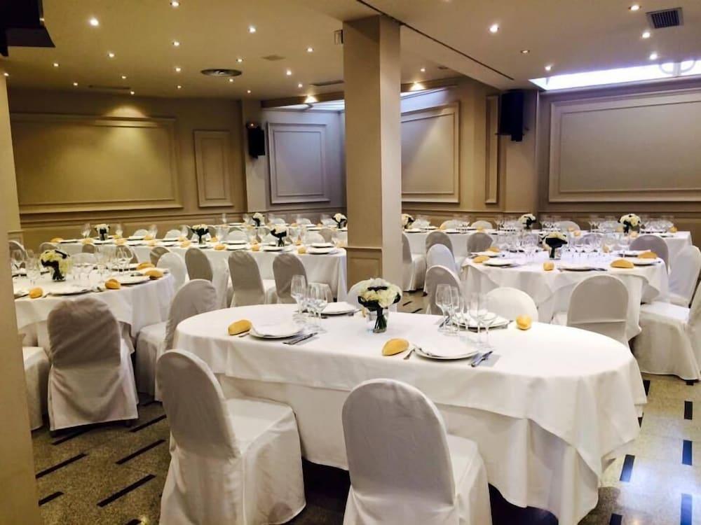 Hotel Ciudad De Calahorra Ngoại thất bức ảnh