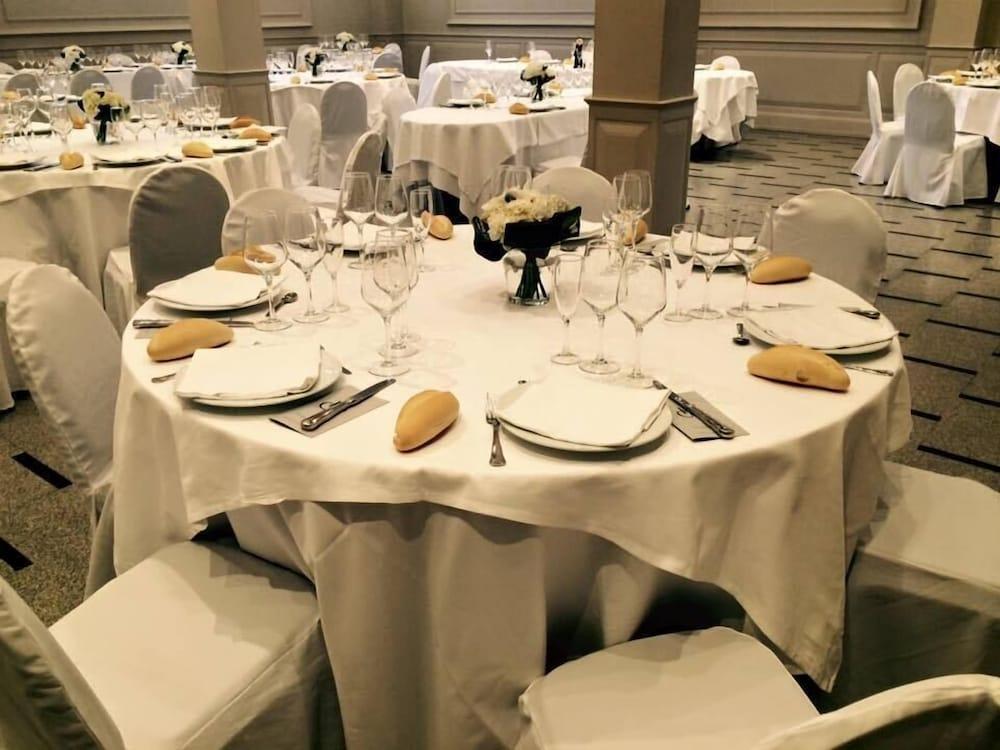 Hotel Ciudad De Calahorra Ngoại thất bức ảnh