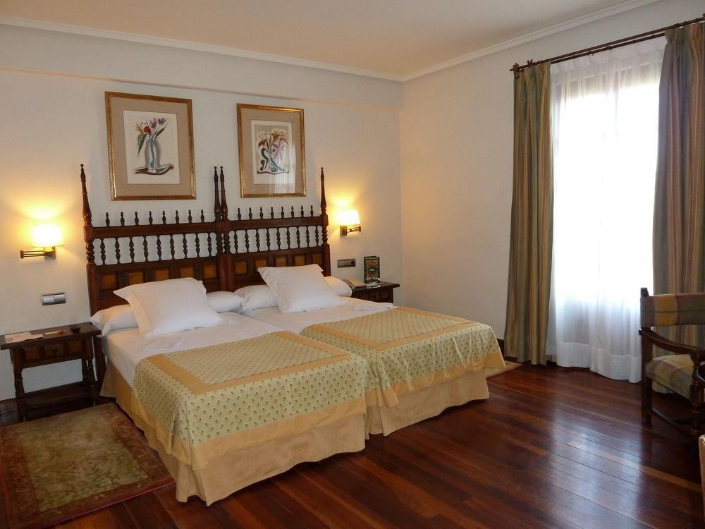 Hotel Ciudad De Calahorra Ngoại thất bức ảnh